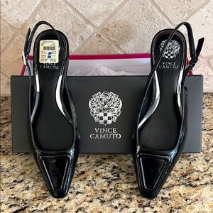 Vince Camuto - Elegant Black Flats - New